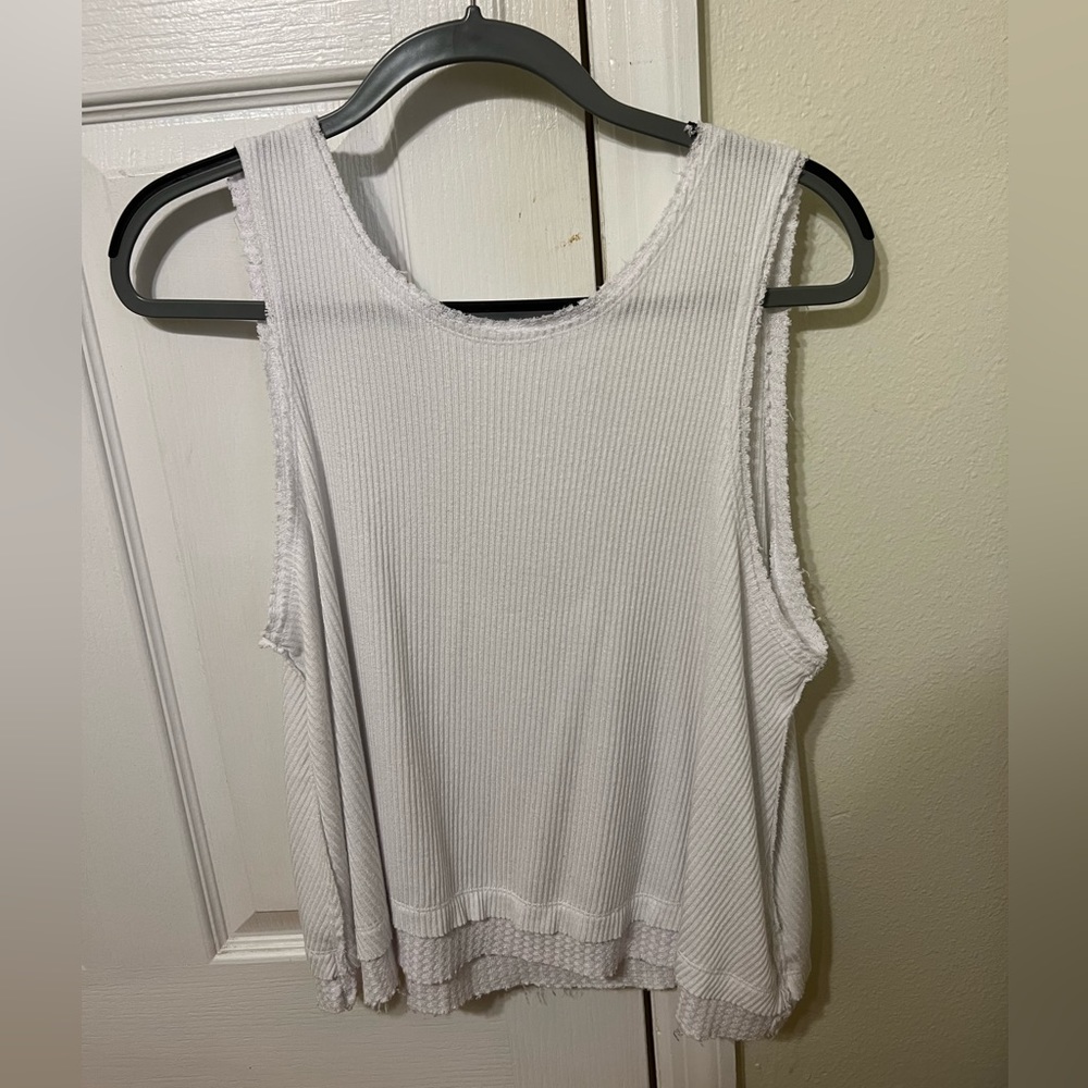 Free People - We The Free, women’s distressed tank